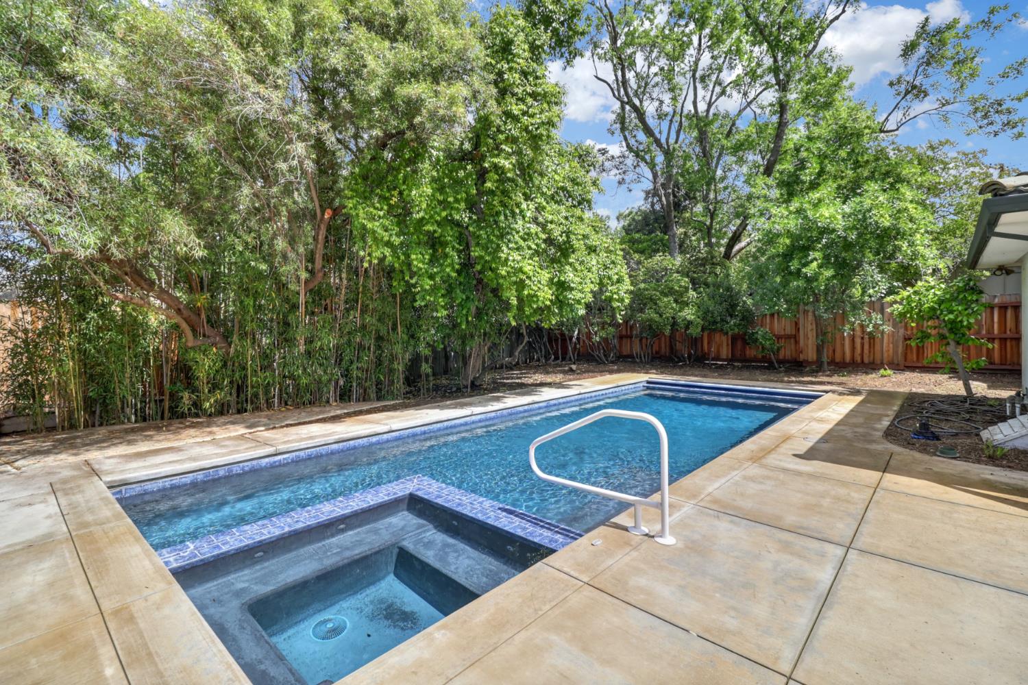 Active, 4 Bedrooms, 3 Bathrooms, Single Family Home, Carmichael, Del Dayo Estates, 1501 Elsdon Cir, Carmichael, CA 95608-6014, Beth Christensen, Dunnigan Realtors, Top Agent