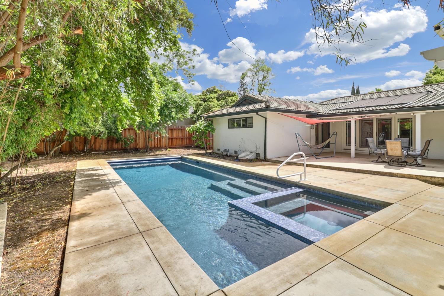 Active, 4 Bedrooms, 3 Bathrooms, Single Family Home, Carmichael, Del Dayo Estates, 1501 Elsdon Cir, Carmichael, CA 95608-6014, Beth Christensen, Dunnigan Realtors, Top Agent