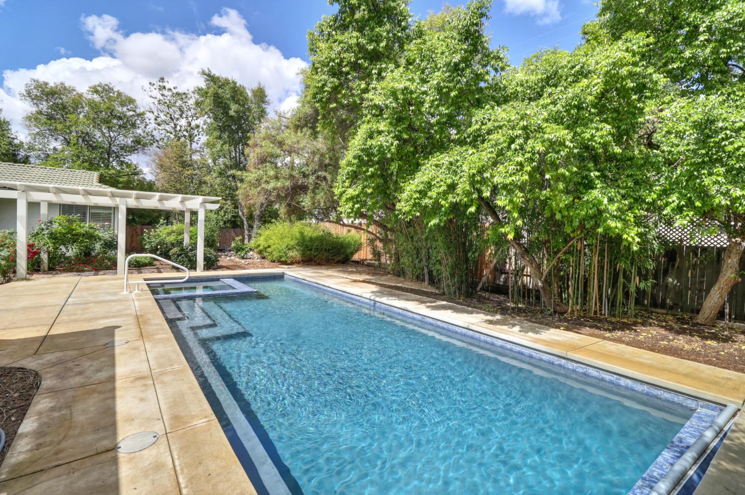 Active, 4 Bedrooms, 3 Bathrooms, Single Family Home, Carmichael, Del Dayo Estates, 1501 Elsdon Cir, Carmichael, CA 95608-6014, Beth Christensen, Dunnigan Realtors, Top Agent