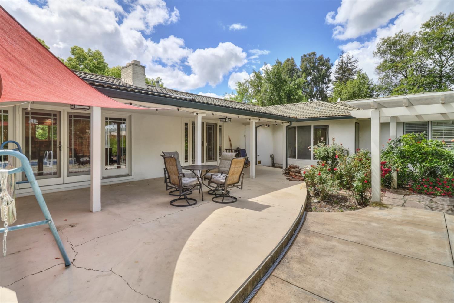 Active, 4 Bedrooms, 3 Bathrooms, Single Family Home, Carmichael, Del Dayo Estates, 1501 Elsdon Cir, Carmichael, CA 95608-6014, Beth Christensen, Dunnigan Realtors, Top Agent