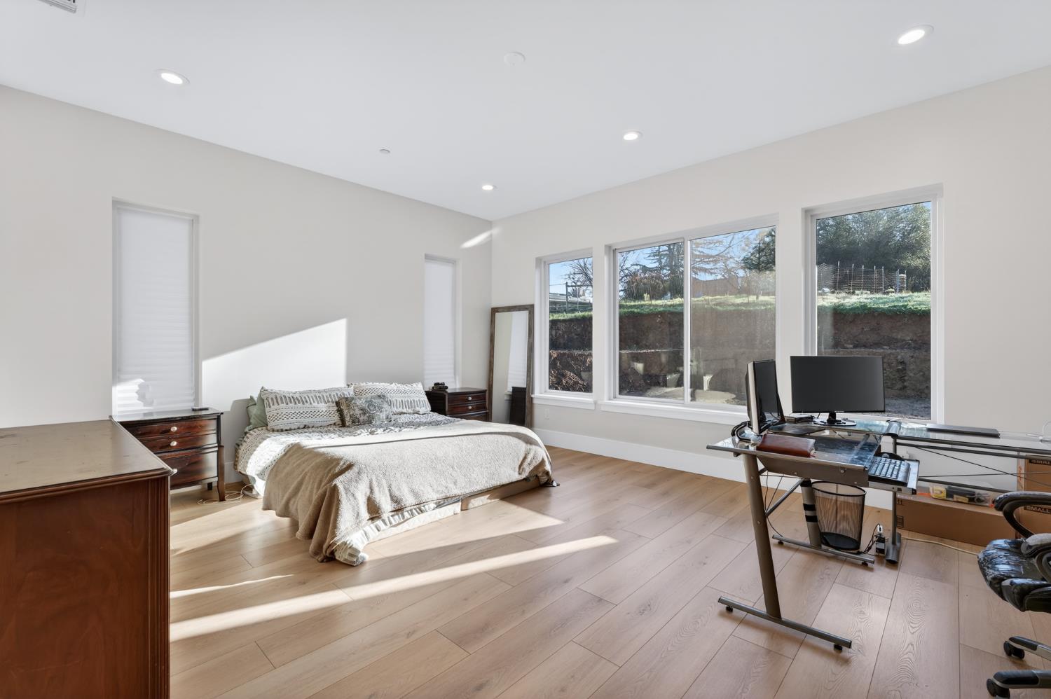 Sold, 5 Bedrooms, 3 Bathrooms, Single Family Home, Christian Valley/Meadow Vista/Applegate, 5475 Stanley Dr, Auburn, CA 95602, Beth Christensen, Dunnigan Realtors, Top Agent