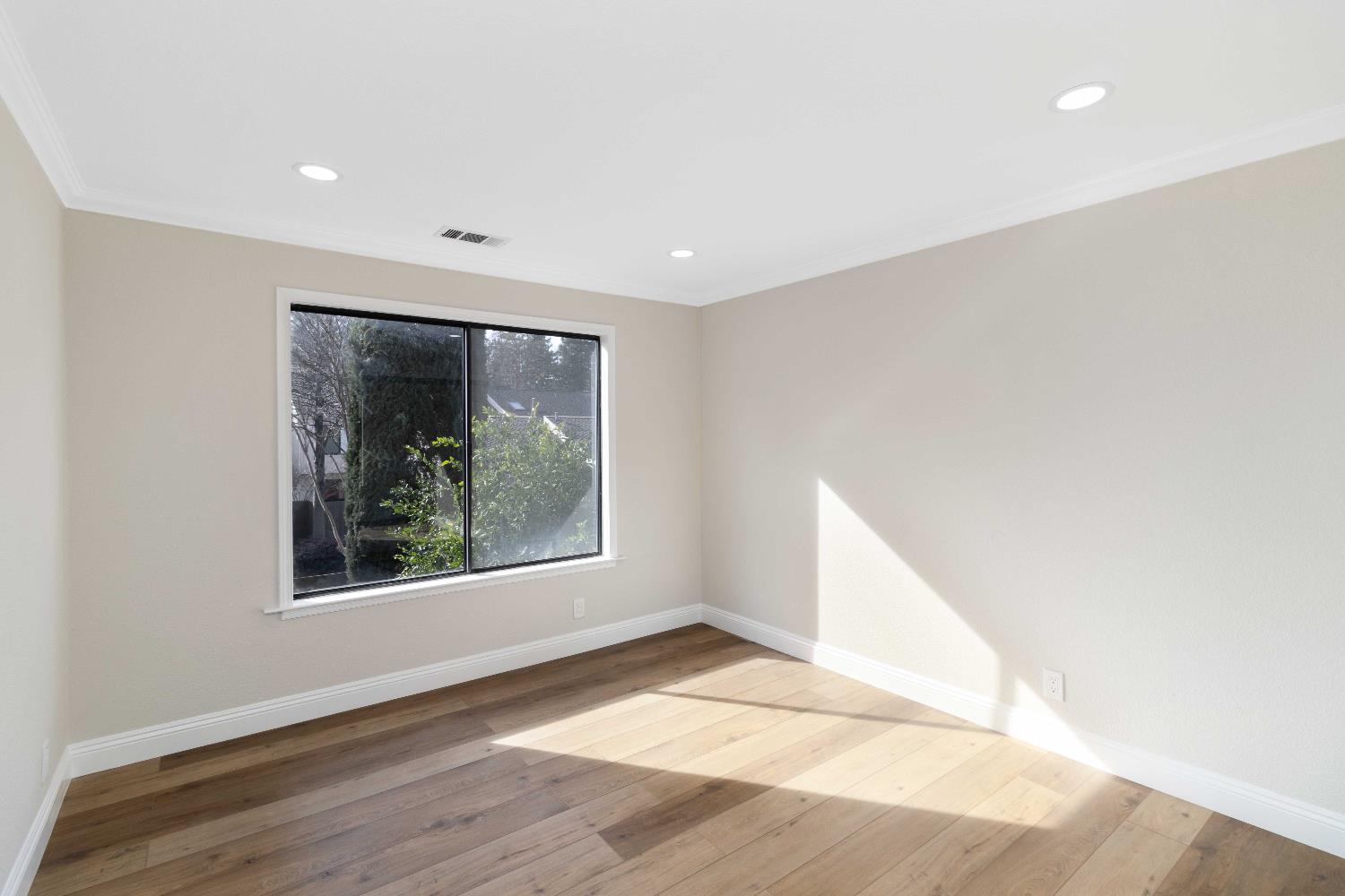 Pending, 3 Bedrooms, 2 Bathrooms, Single Family Home, Sacto Arden/Arcade Creek/Vicinity, 1006 Dunbarton Cir, Sacramento, CA 95825, Beth Christensen, Dunnigan Realtors, Top Agent