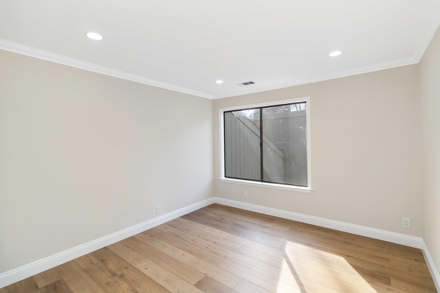 Pending, 3 Bedrooms, 2 Bathrooms, Single Family Home, Sacto Arden/Arcade Creek/Vicinity, 1006 Dunbarton Cir, Sacramento, CA 95825, Beth Christensen, Dunnigan Realtors, Top Agent