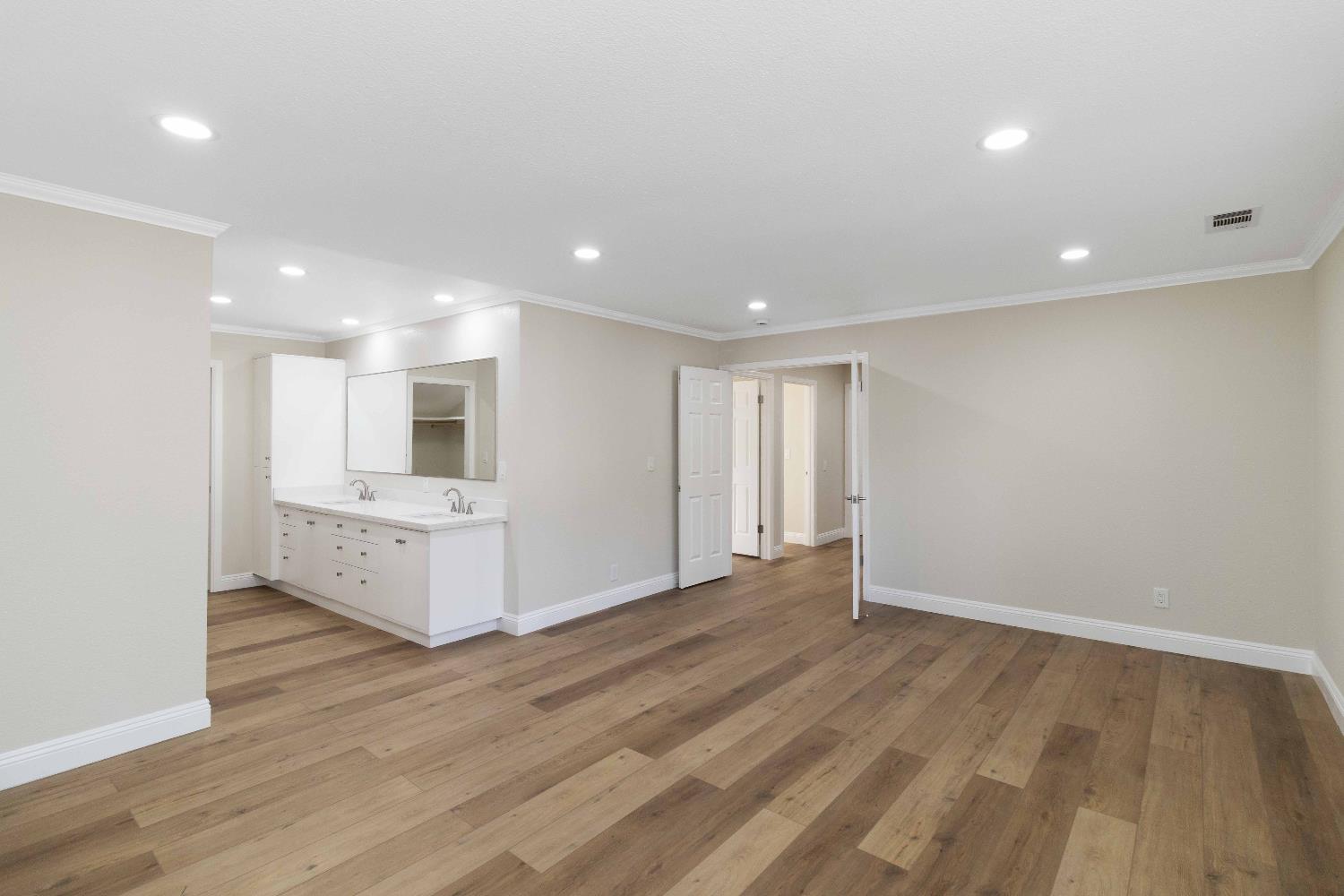 Pending, 3 Bedrooms, 2 Bathrooms, Single Family Home, Sacto Arden/Arcade Creek/Vicinity, 1006 Dunbarton Cir, Sacramento, CA 95825, Beth Christensen, Dunnigan Realtors, Top Agent