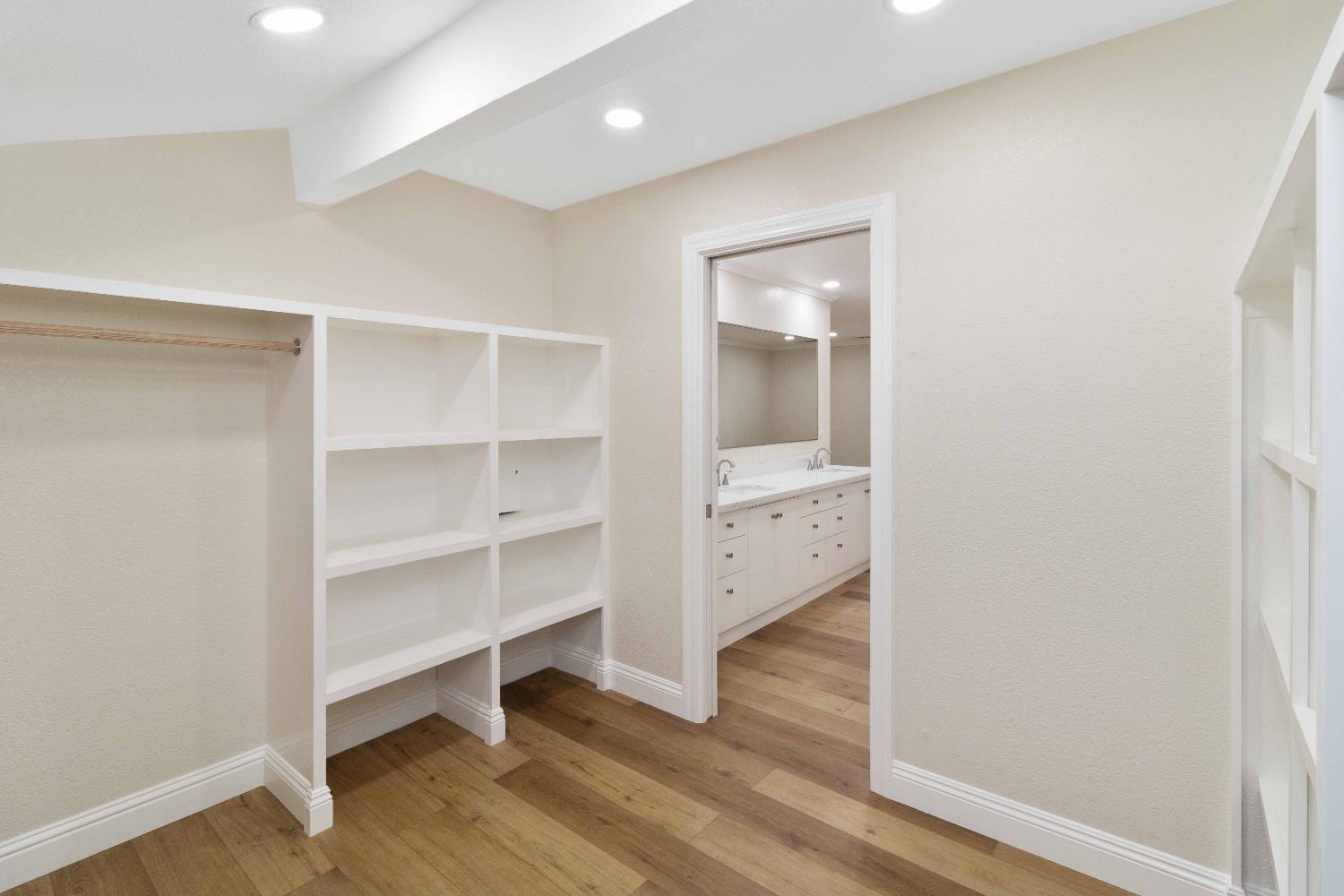 Pending, 3 Bedrooms, 2 Bathrooms, Single Family Home, Sacto Arden/Arcade Creek/Vicinity, 1006 Dunbarton Cir, Sacramento, CA 95825, Beth Christensen, Dunnigan Realtors, Top Agent