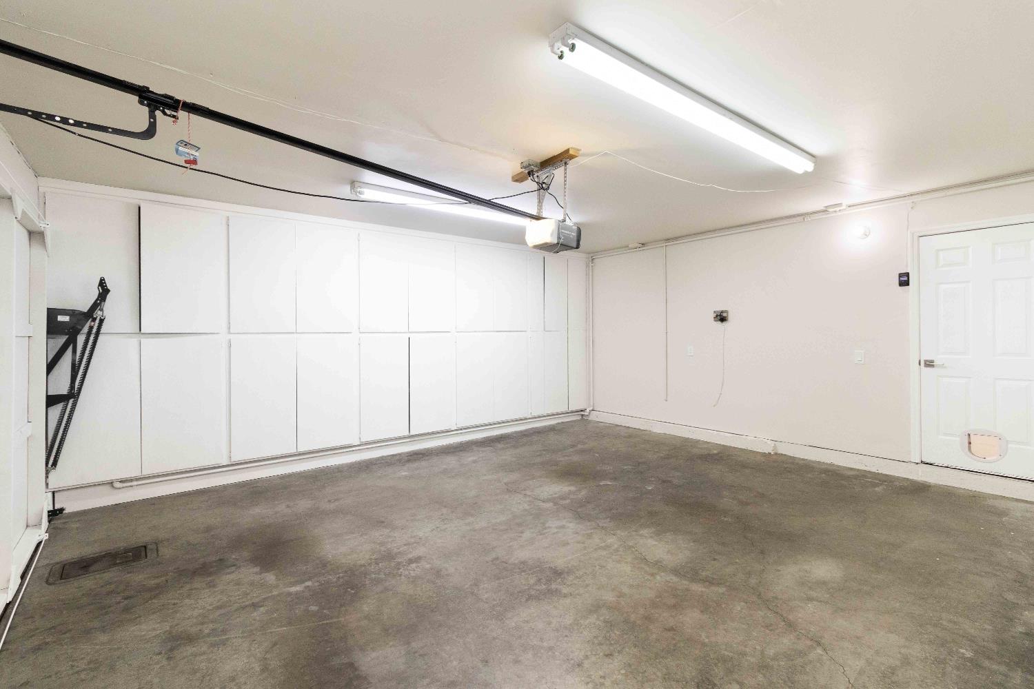 Pending, 3 Bedrooms, 2 Bathrooms, Single Family Home, Sacto Arden/Arcade Creek/Vicinity, 1006 Dunbarton Cir, Sacramento, CA 95825, Beth Christensen, Dunnigan Realtors, Top Agent