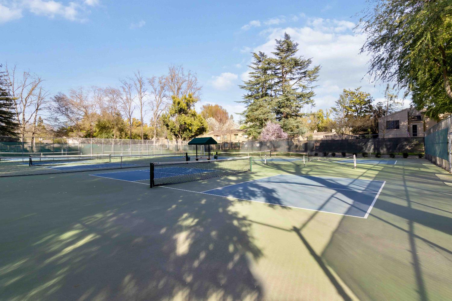 Pending, 3 Bedrooms, 2 Bathrooms, Single Family Home, Sacto Arden/Arcade Creek/Vicinity, 1006 Dunbarton Cir, Sacramento, CA 95825, Beth Christensen, Dunnigan Realtors, Top Agent