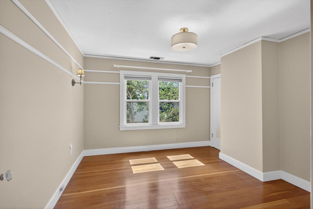 Pending, 3 Bedrooms, 2 Bathrooms, Single Family Home, Sacramento Downtown/Midtown, 721 38th St, Sacramento, CA 95816-3930, Beth Christensen, Dunnigan Realtors, Top Agent