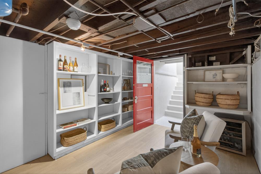 Pending, 3 Bedrooms, 2 Bathrooms, Single Family Home, Sacramento Downtown/Midtown, 721 38th St, Sacramento, CA 95816-3930, Beth Christensen, Dunnigan Realtors, Top Agent