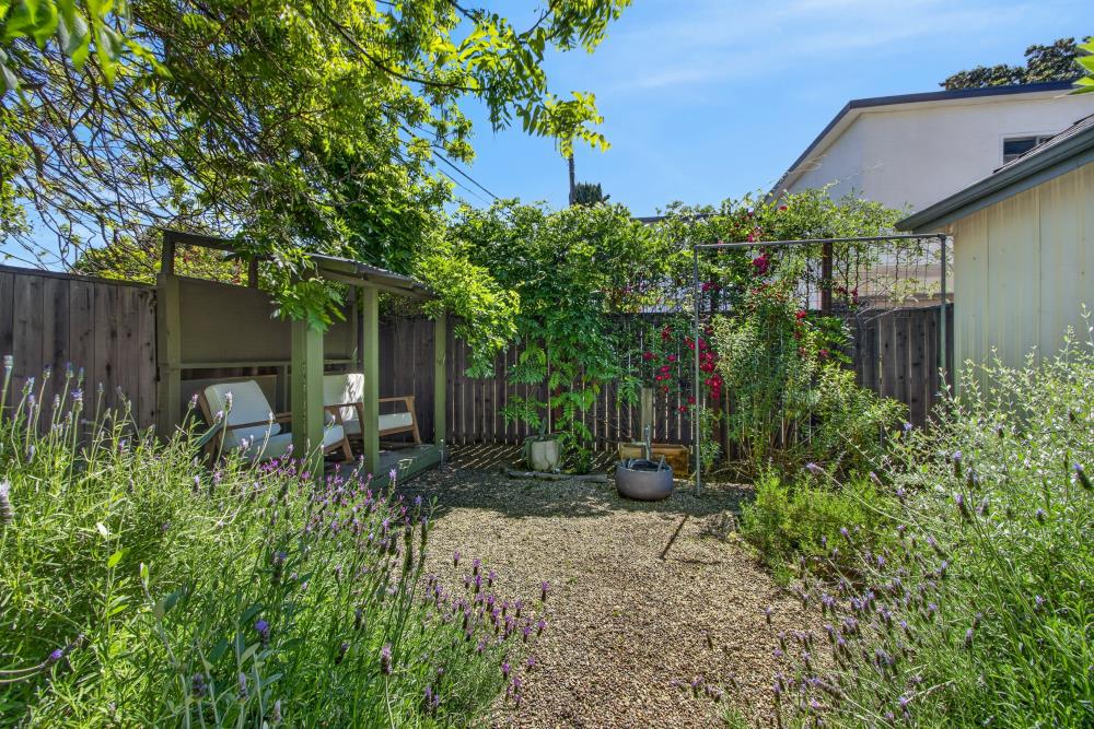 Pending, 3 Bedrooms, 2 Bathrooms, Single Family Home, Sacramento Downtown/Midtown, 721 38th St, Sacramento, CA 95816-3930, Beth Christensen, Dunnigan Realtors, Top Agent