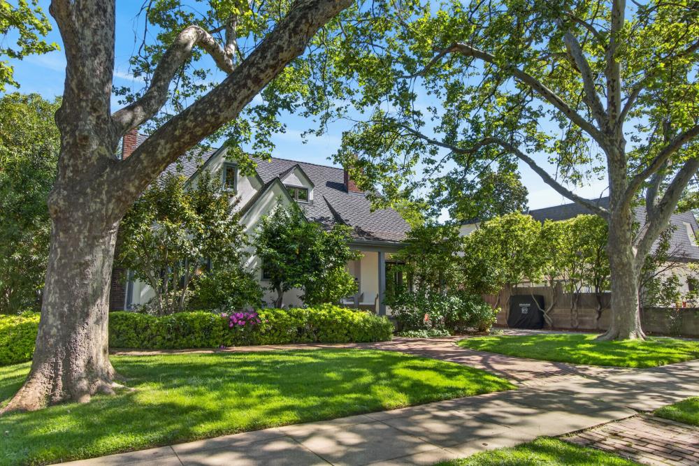 Pending, 3 Bedrooms, 2 Bathrooms, Single Family Home, Sacramento Downtown/Midtown, 721 38th St, Sacramento, CA 95816-3930, Beth Christensen, Dunnigan Realtors, Top Agent