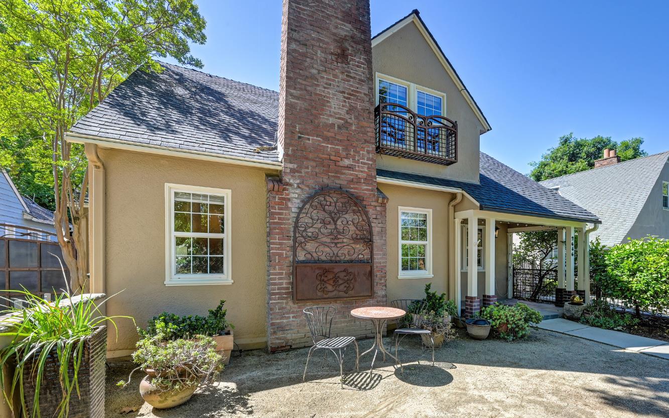 Pending, 3 Bedrooms, 2 Bathrooms, Single Family Home, Sacramento Land Park/Curtis Park, 2686 Donner Way, Sacramento, CA 95818-3935, Nathan Sherman, Dunnigan Realtors, Top Agent