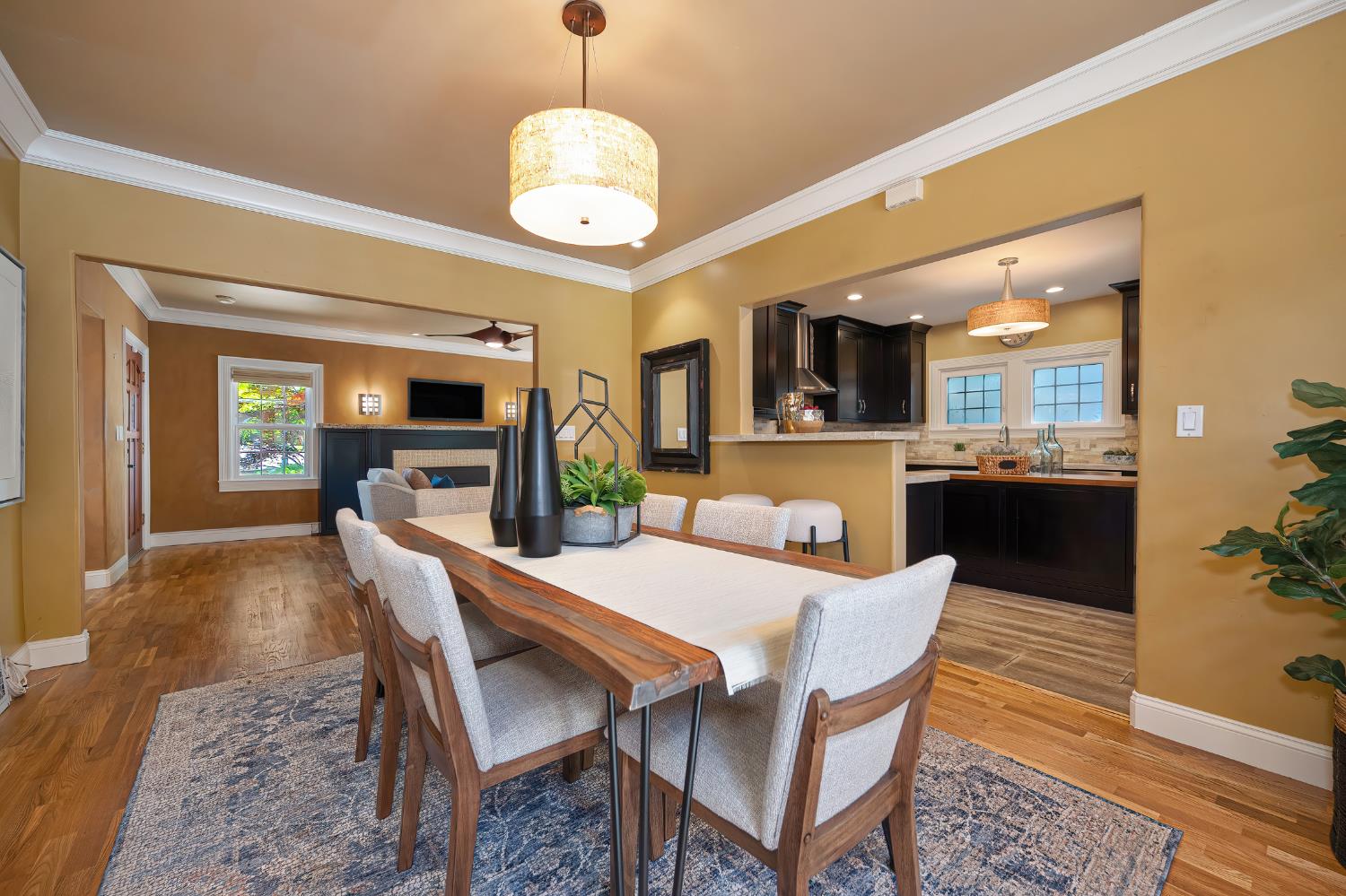 Pending, 3 Bedrooms, 2 Bathrooms, Single Family Home, Sacramento Land Park/Curtis Park, 2686 Donner Way, Sacramento, CA 95818-3935, Nathan Sherman, Dunnigan Realtors, Top Agent