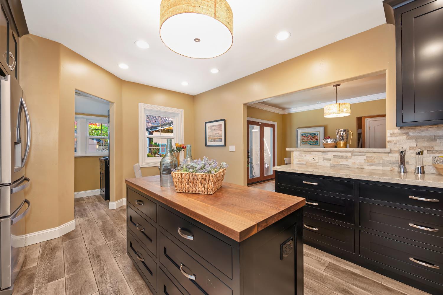 Pending, 3 Bedrooms, 2 Bathrooms, Single Family Home, Sacramento Land Park/Curtis Park, 2686 Donner Way, Sacramento, CA 95818-3935, Nathan Sherman, Dunnigan Realtors, Top Agent