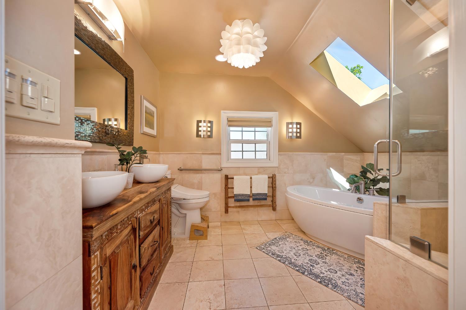 Pending, 3 Bedrooms, 2 Bathrooms, Single Family Home, Sacramento Land Park/Curtis Park, 2686 Donner Way, Sacramento, CA 95818-3935, Nathan Sherman, Dunnigan Realtors, Top Agent