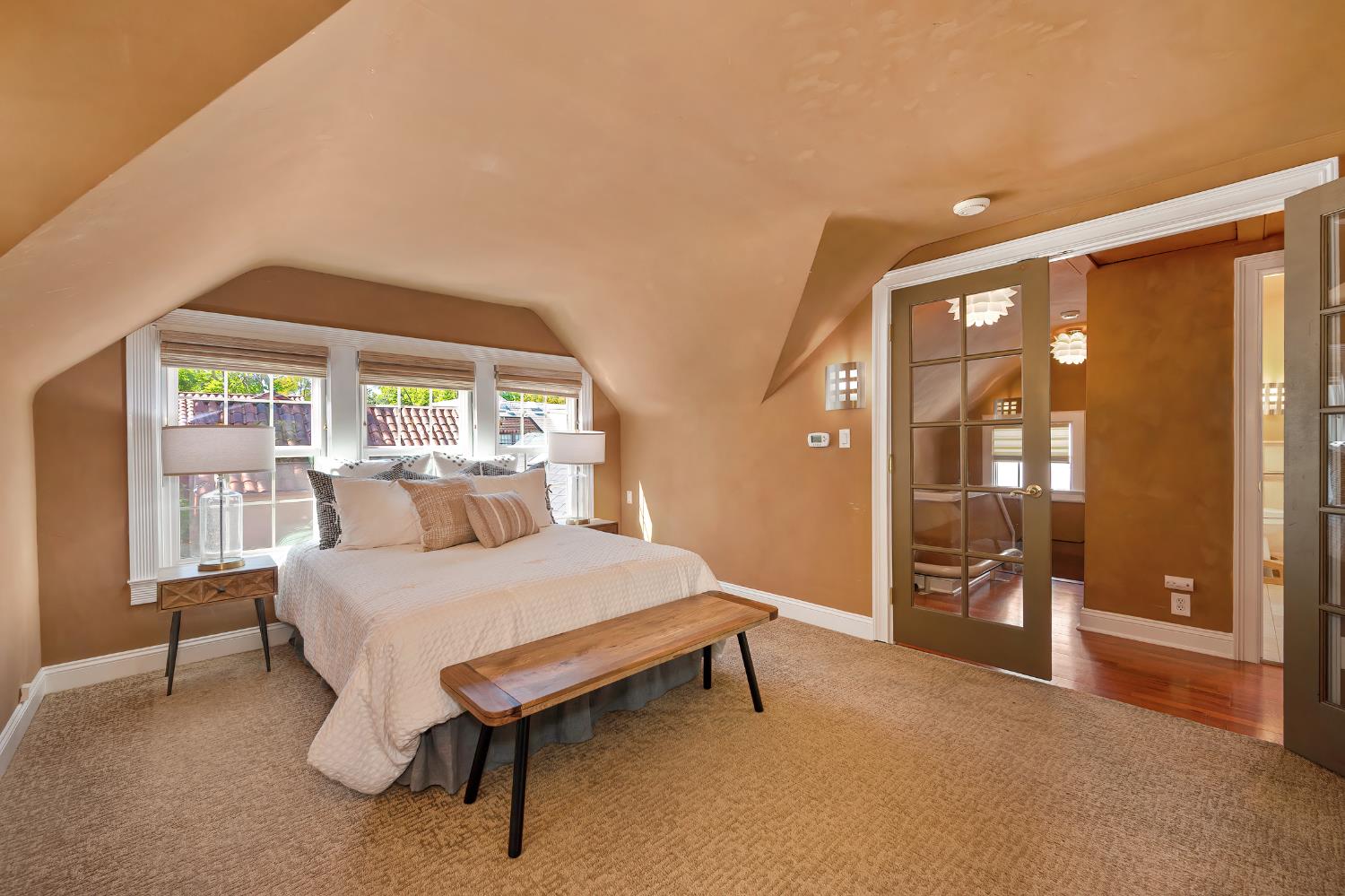 Pending, 3 Bedrooms, 2 Bathrooms, Single Family Home, Sacramento Land Park/Curtis Park, 2686 Donner Way, Sacramento, CA 95818-3935, Nathan Sherman, Dunnigan Realtors, Top Agent