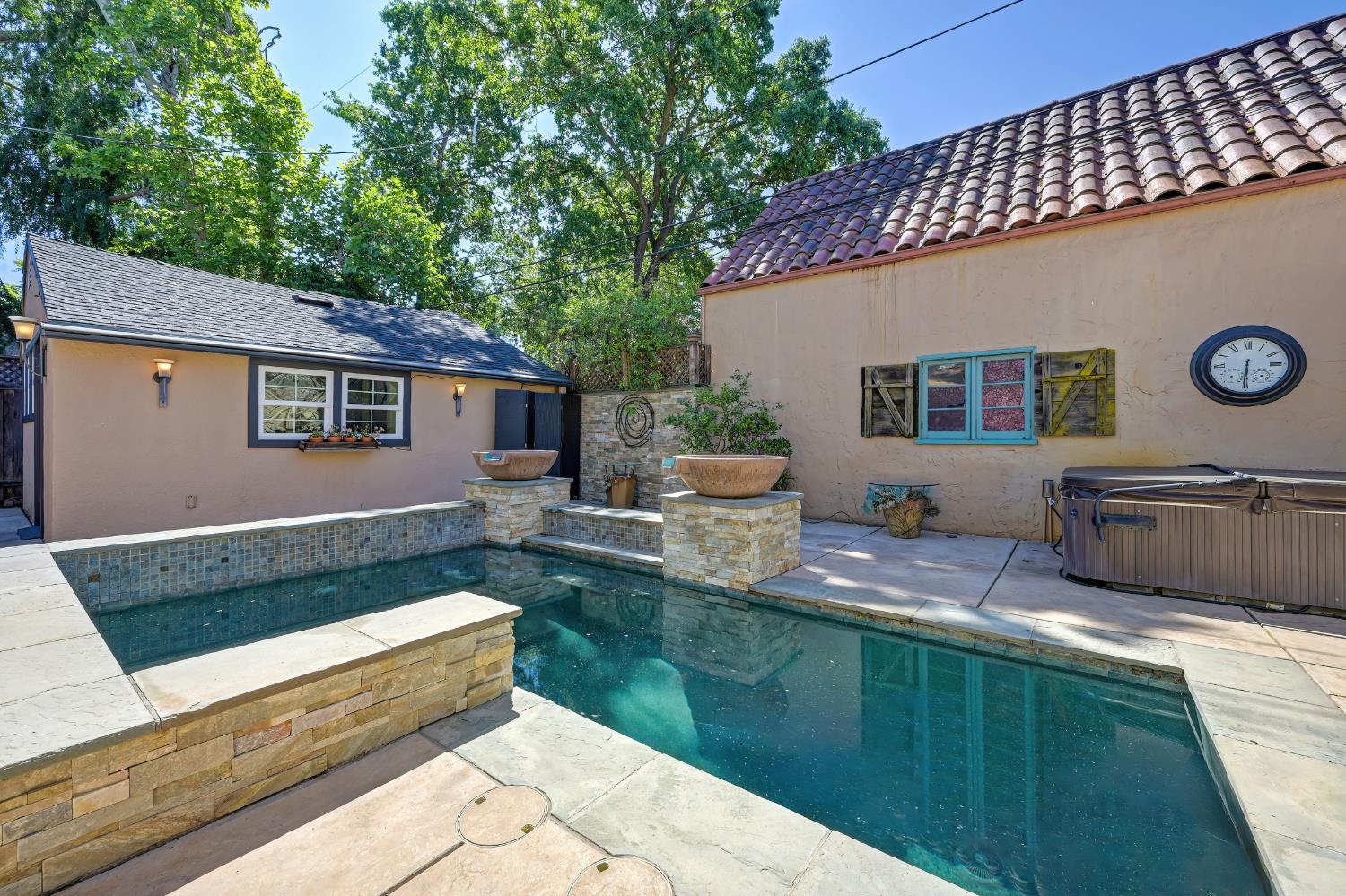 Pending, 3 Bedrooms, 2 Bathrooms, Single Family Home, Sacramento Land Park/Curtis Park, 2686 Donner Way, Sacramento, CA 95818-3935, Nathan Sherman, Dunnigan Realtors, Top Agent