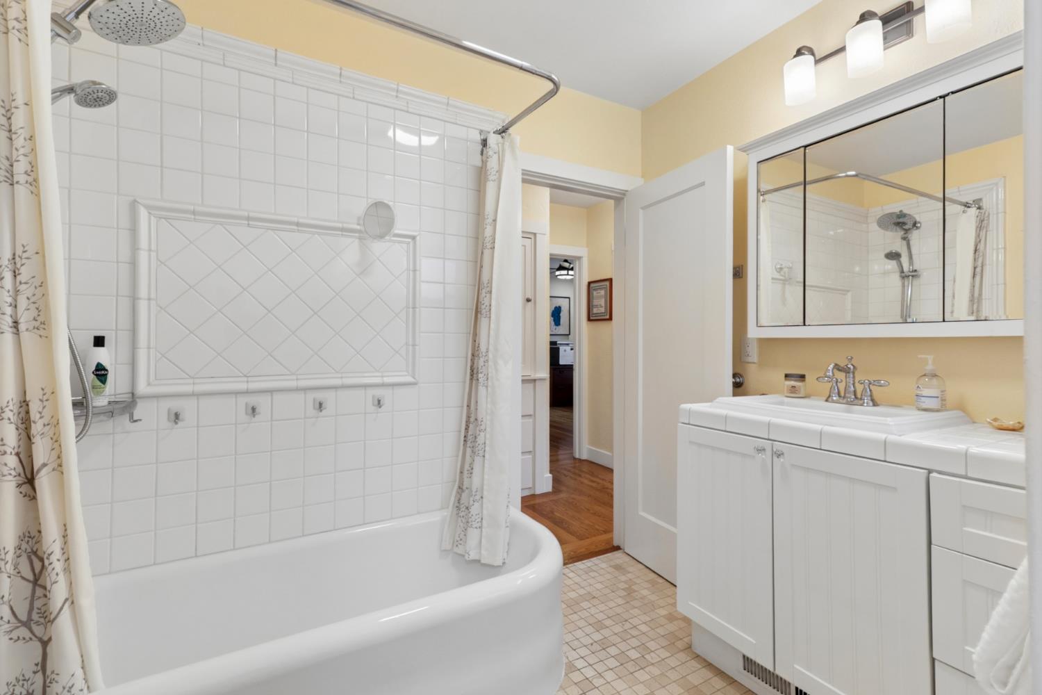 Active, 3 Bedrooms, 1 Bathrooms, Single Family Home, Sacramento Downtown/Midtown, 440 Santa Ynez Way, Sacramento, CA 94816-3422, Nathan Sherman, Dunnigan Realtors, Top Agent