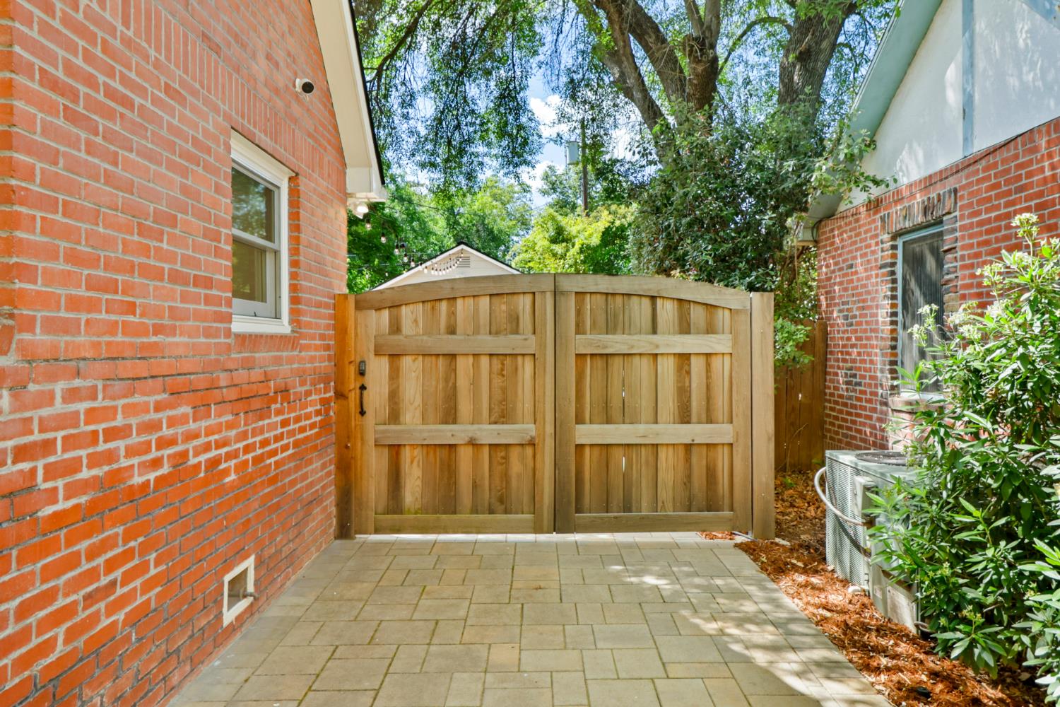 Active, 3 Bedrooms, 1 Bathrooms, Single Family Home, Sacramento Downtown/Midtown, 440 Santa Ynez Way, Sacramento, CA 94816-3422, Nathan Sherman, Dunnigan Realtors, Top Agent