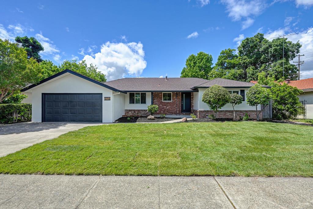 Active, 4 Bedrooms, 3 Bathrooms, Single Family Home, Sacto South Land Park/Greenhaven, 5716 Lonsdale Dr, Sacramento, CA 95822-2428, Beth Christensen, Dunnigan Realtors, Top Agent