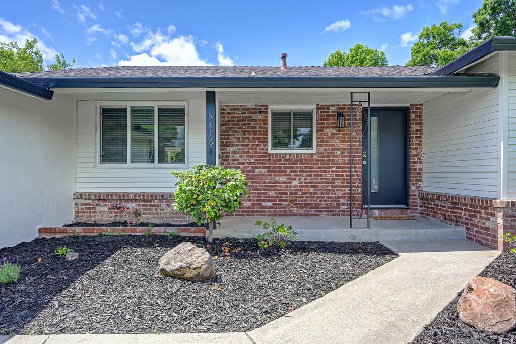 Active, 4 Bedrooms, 3 Bathrooms, Single Family Home, Sacto South Land Park/Greenhaven, 5716 Lonsdale Dr, Sacramento, CA 95822-2428, Beth Christensen, Dunnigan Realtors, Top Agent
