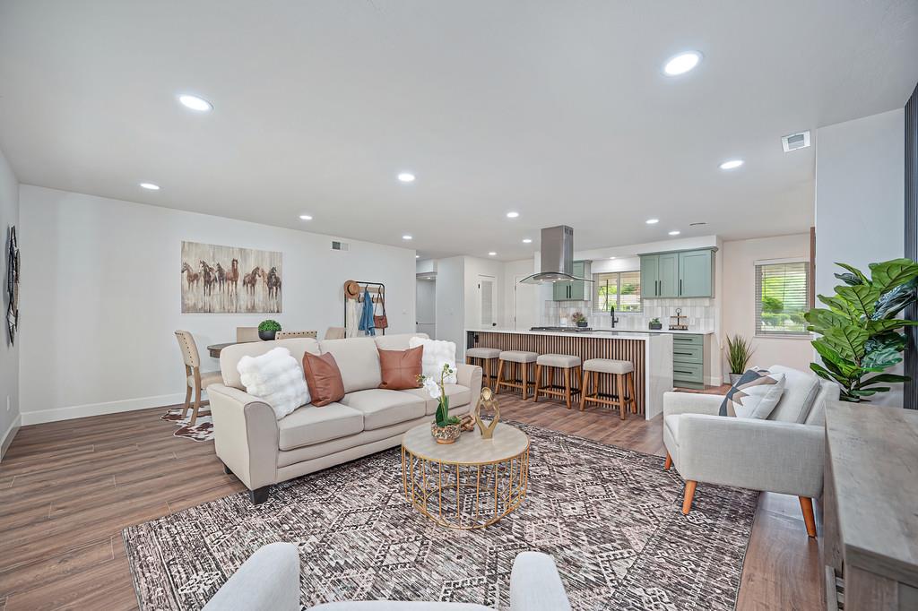 Active, 4 Bedrooms, 3 Bathrooms, Single Family Home, Sacto South Land Park/Greenhaven, 5716 Lonsdale Dr, Sacramento, CA 95822-2428, Beth Christensen, Dunnigan Realtors, Top Agent