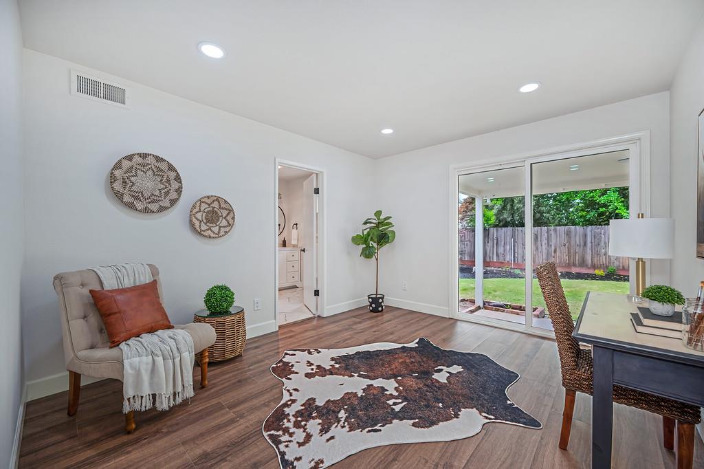 Active, 4 Bedrooms, 3 Bathrooms, Single Family Home, Sacto South Land Park/Greenhaven, 5716 Lonsdale Dr, Sacramento, CA 95822-2428, Beth Christensen, Dunnigan Realtors, Top Agent
