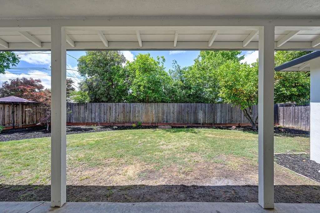 Active, 4 Bedrooms, 3 Bathrooms, Single Family Home, Sacto South Land Park/Greenhaven, 5716 Lonsdale Dr, Sacramento, CA 95822-2428, Beth Christensen, Dunnigan Realtors, Top Agent