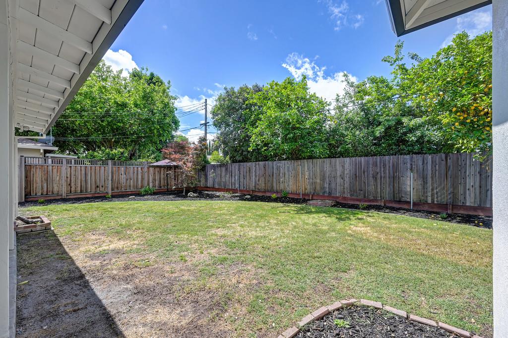 Active, 4 Bedrooms, 3 Bathrooms, Single Family Home, Sacto South Land Park/Greenhaven, 5716 Lonsdale Dr, Sacramento, CA 95822-2428, Beth Christensen, Dunnigan Realtors, Top Agent