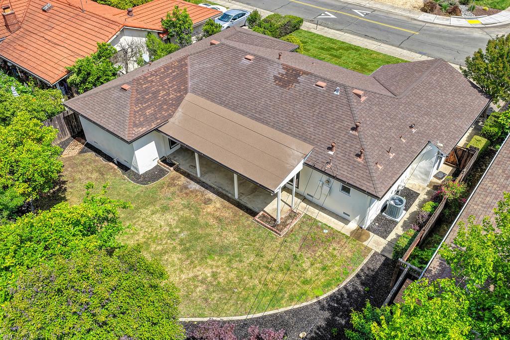 Active, 4 Bedrooms, 3 Bathrooms, Single Family Home, Sacto South Land Park/Greenhaven, 5716 Lonsdale Dr, Sacramento, CA 95822-2428, Beth Christensen, Dunnigan Realtors, Top Agent