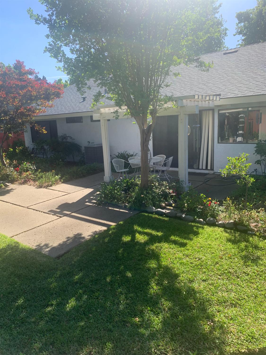 Pending, 3 Bedrooms, 2 Bathrooms, Single Family Home, Sacto So Land Park/Greenhaven, 7451 W Desertwind Way, Sacramento, CA 95831, Beth Christensen, Dunnigan Realtors, Top Agent