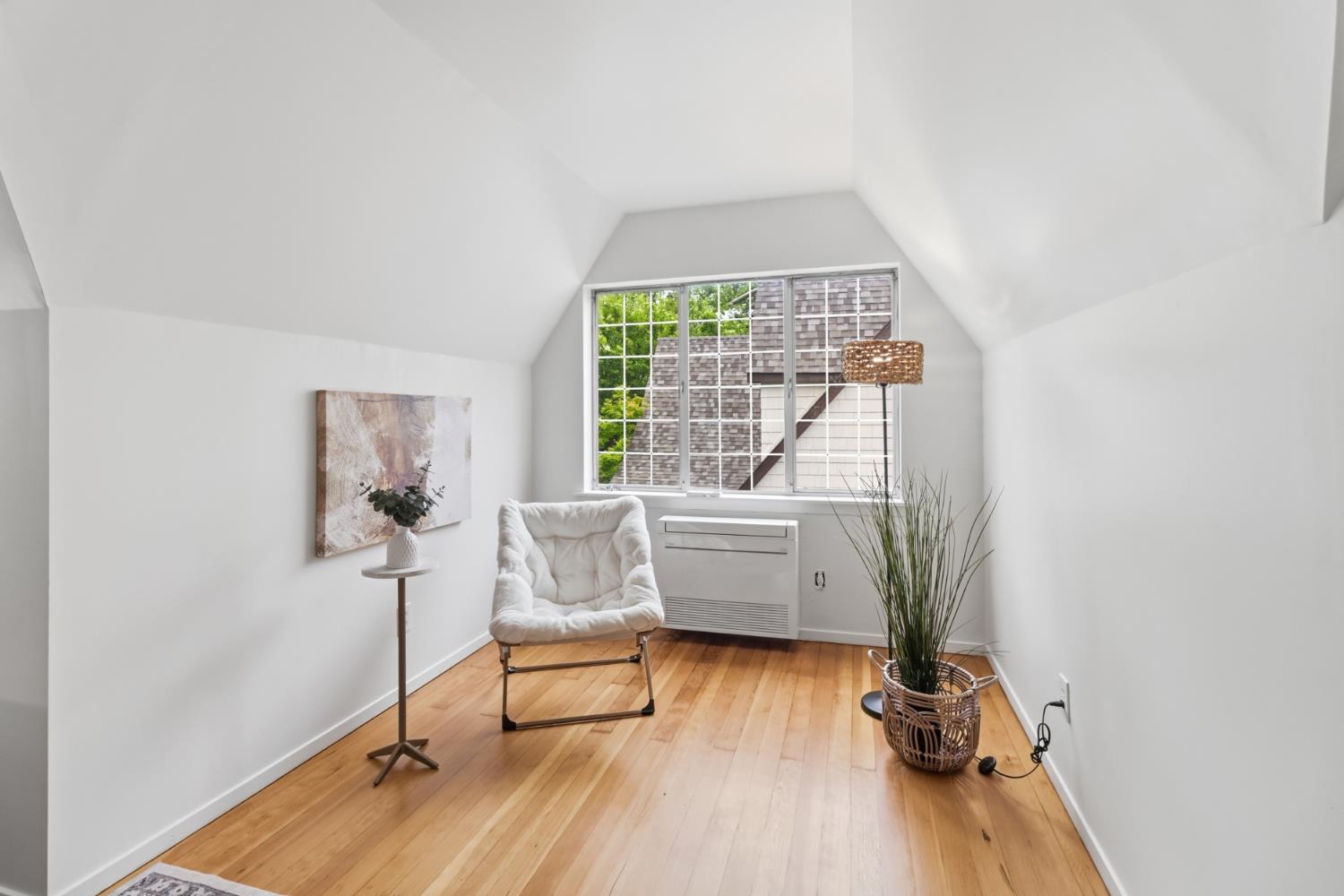 Active, 3 Bedrooms, 2 Bathrooms, Single Family Home, East Sacramento & Vicinity, 939 44th St, Sacramento, CA 95819-3405, Nathan Sherman, Dunnigan Realtors, Top Agent Active, 3 Bedrooms, 2 Bathrooms, Single Family Home, East Sacramento & Vicinity, 939 44th St, Sacramento, CA 95819-3405, Nathan Sherman, Dunnigan Realtors, Top Agent