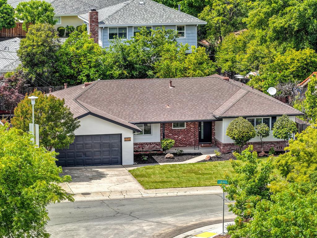 Pending, 4 Bedrooms, 3 Bathrooms, Single Family Home, Sacto South Land Park/Greenhaven, 5716 Lonsdale Dr, Sacramento, CA 95822-2428, Beth Christensen, Dunnigan Realtors, Top Agent