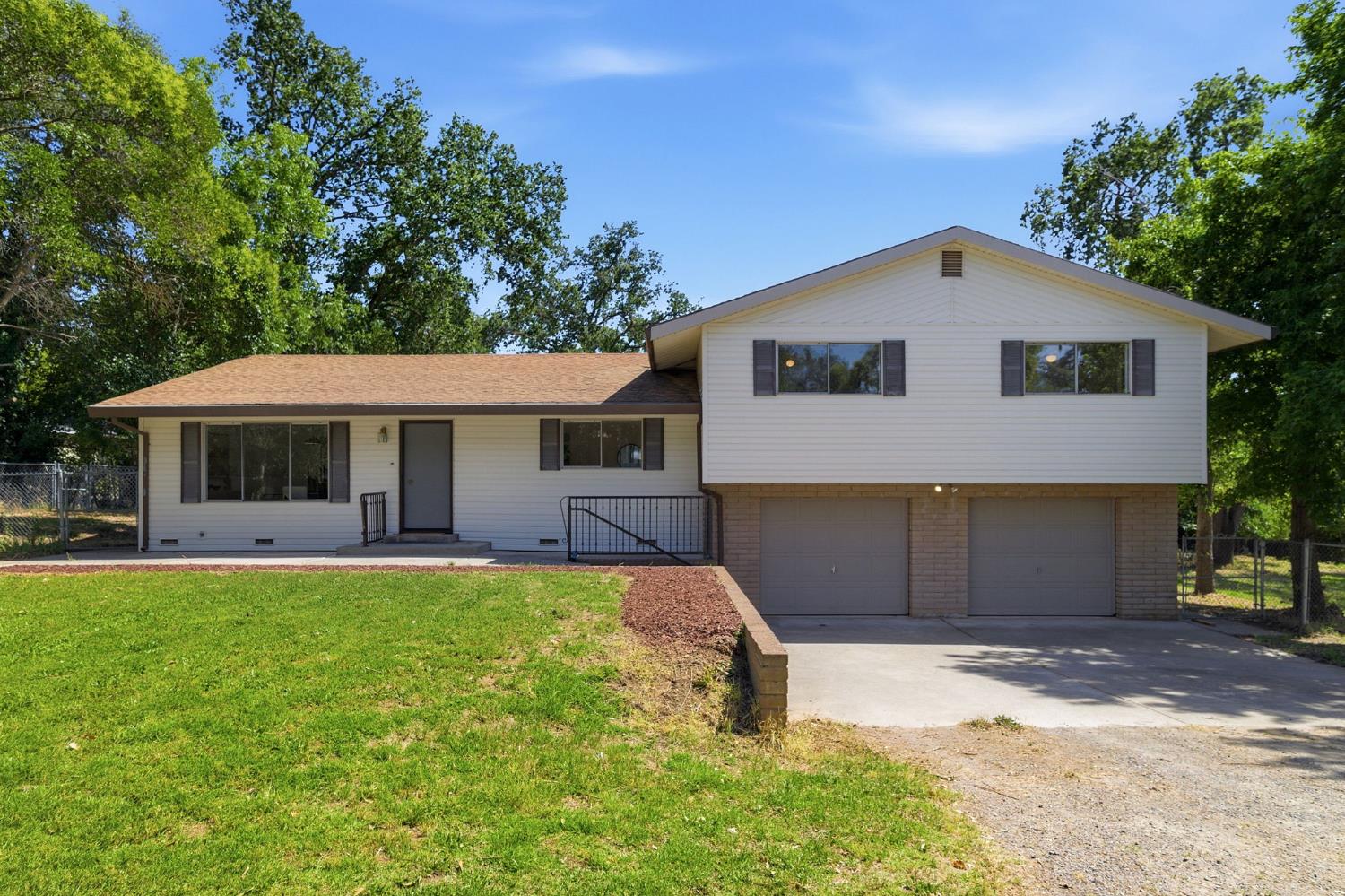 Sold, 5 Bedrooms, 3 Bathrooms, Single Family Home, Fair Oaks, 5227 Buena Vista Ave, Fair Oaks, CA 95628-3862, Beth Christensen, Dunnigan Realtors, Top Agent