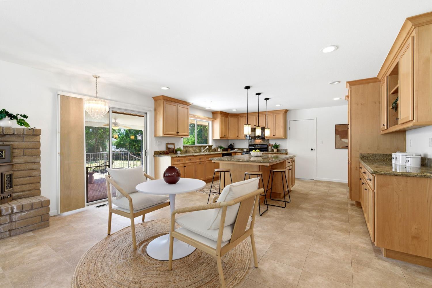 Sold, 5 Bedrooms, 3 Bathrooms, Single Family Home, Fair Oaks, 5227 Buena Vista Ave, Fair Oaks, CA 95628-3862, Beth Christensen, Dunnigan Realtors, Top Agent