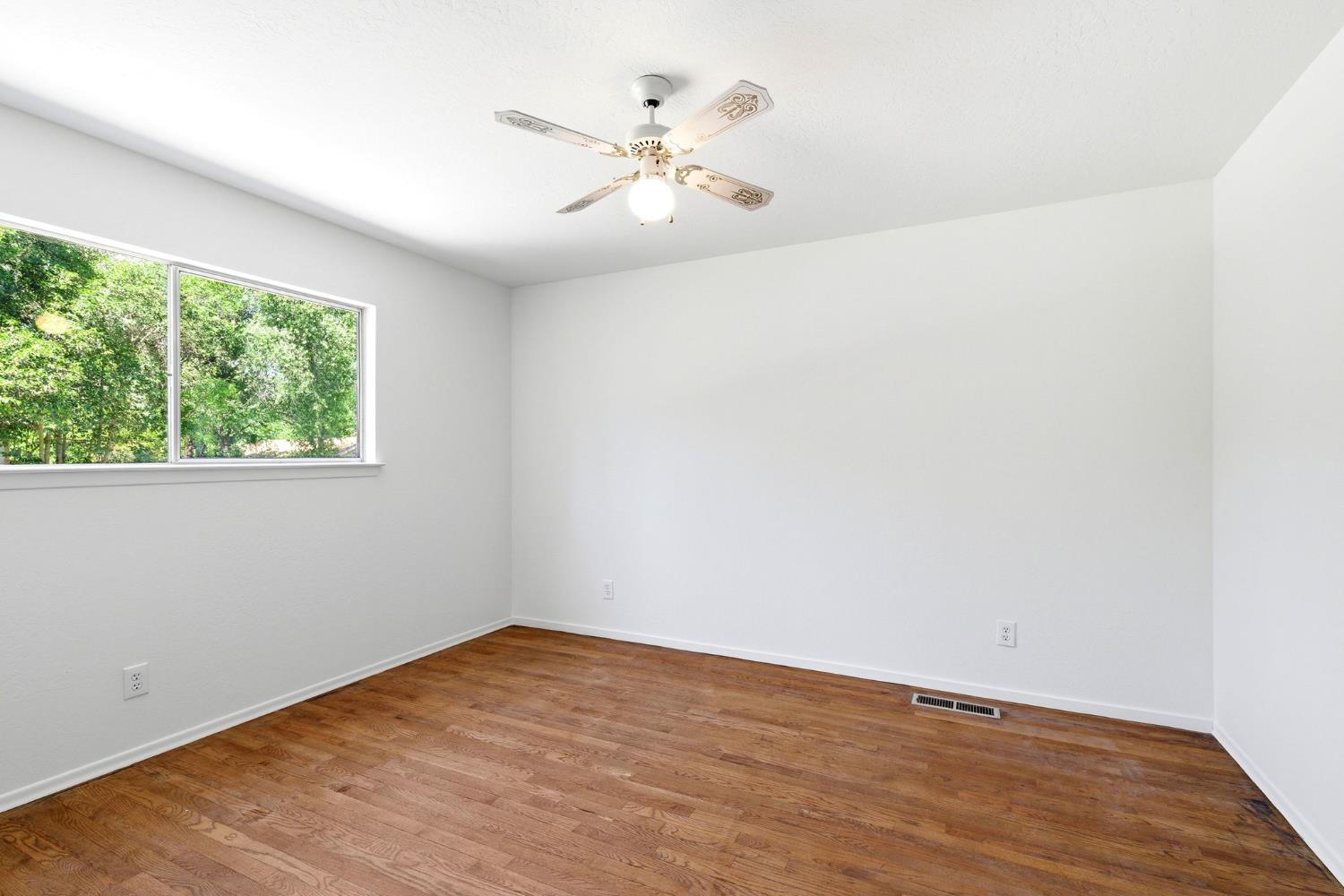 Sold, 5 Bedrooms, 3 Bathrooms, Single Family Home, Fair Oaks, 5227 Buena Vista Ave, Fair Oaks, CA 95628-3862, Beth Christensen, Dunnigan Realtors, Top Agent