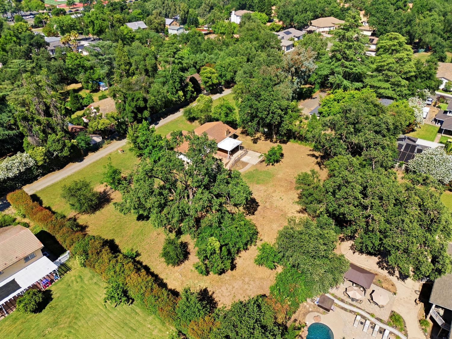Sold, 5 Bedrooms, 3 Bathrooms, Single Family Home, Fair Oaks, 5227 Buena Vista Ave, Fair Oaks, CA 95628-3862, Beth Christensen, Dunnigan Realtors, Top Agent