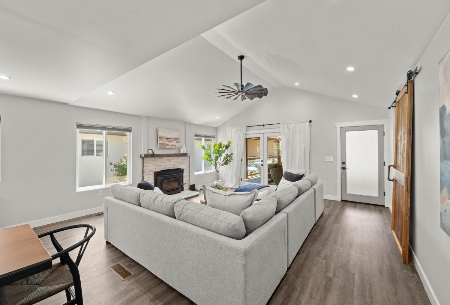 Active, 5 Bedrooms, 3 Bathrooms, Single Family Home, South County - Lake of the Pines, 13146 Torrey Pines Dr, Auburn, CA 95602-8183, Beth Christensen, Dunnigan Realtors, Top Agent
