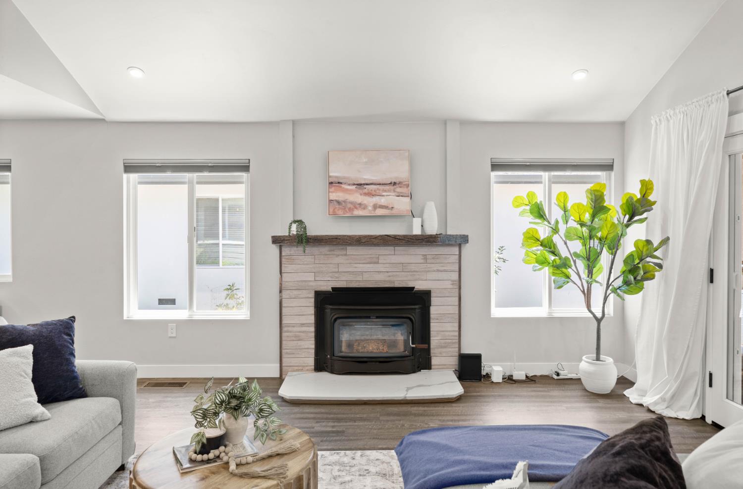 Active, 5 Bedrooms, 3 Bathrooms, Single Family Home, South County - Lake of the Pines, 13146 Torrey Pines Dr, Auburn, CA 95602-8183, Beth Christensen, Dunnigan Realtors, Top Agent