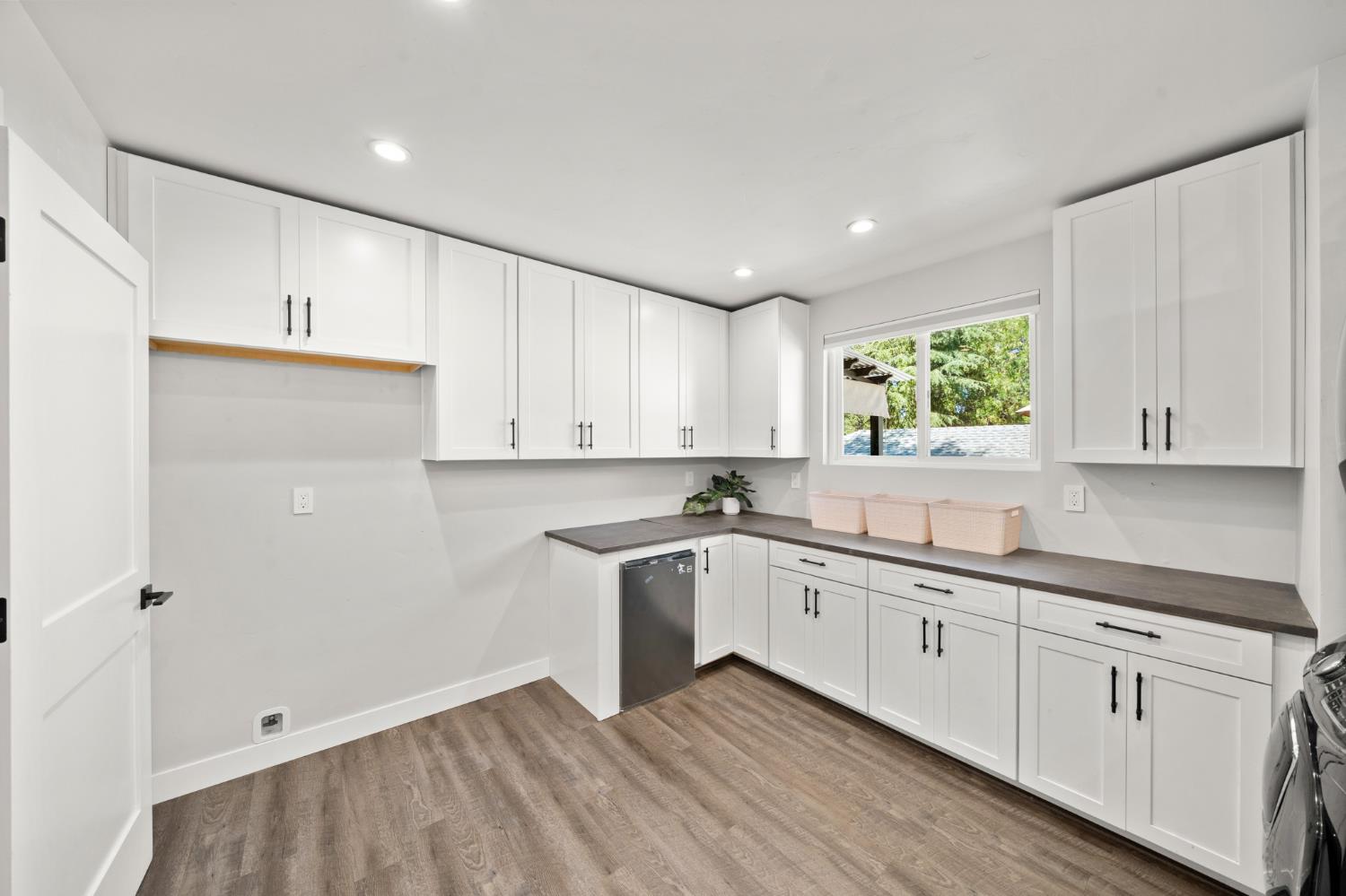 Active, 5 Bedrooms, 3 Bathrooms, Single Family Home, South County - Lake of the Pines, 13146 Torrey Pines Dr, Auburn, CA 95602-8183, Beth Christensen, Dunnigan Realtors, Top Agent