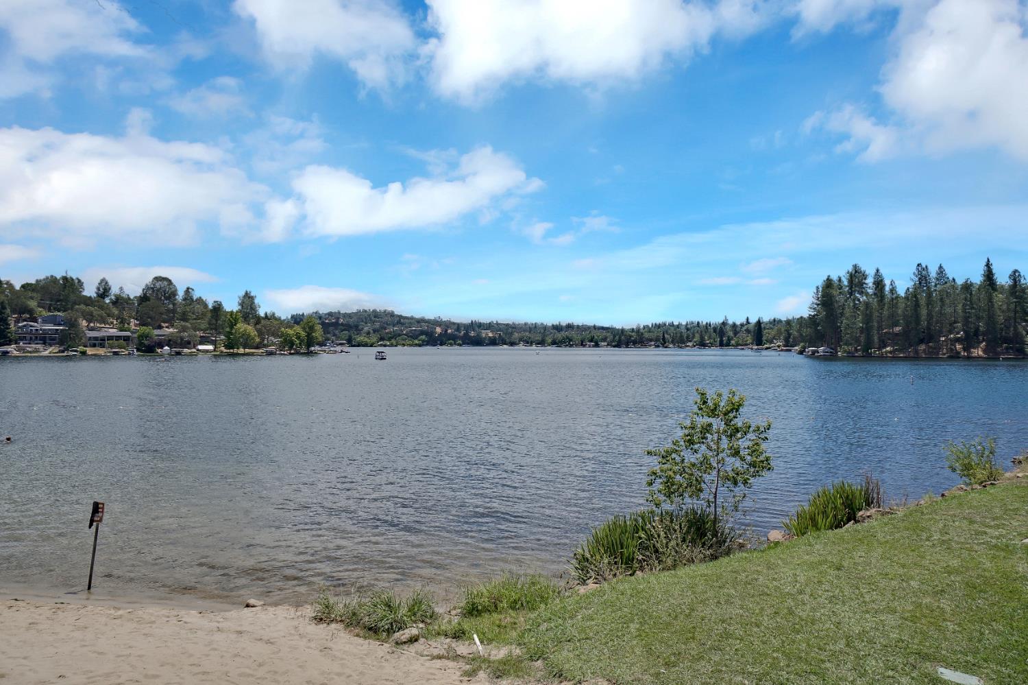 Active, 5 Bedrooms, 3 Bathrooms, Single Family Home, South County - Lake of the Pines, 13146 Torrey Pines Dr, Auburn, CA 95602-8183, Beth Christensen, Dunnigan Realtors, Top Agent