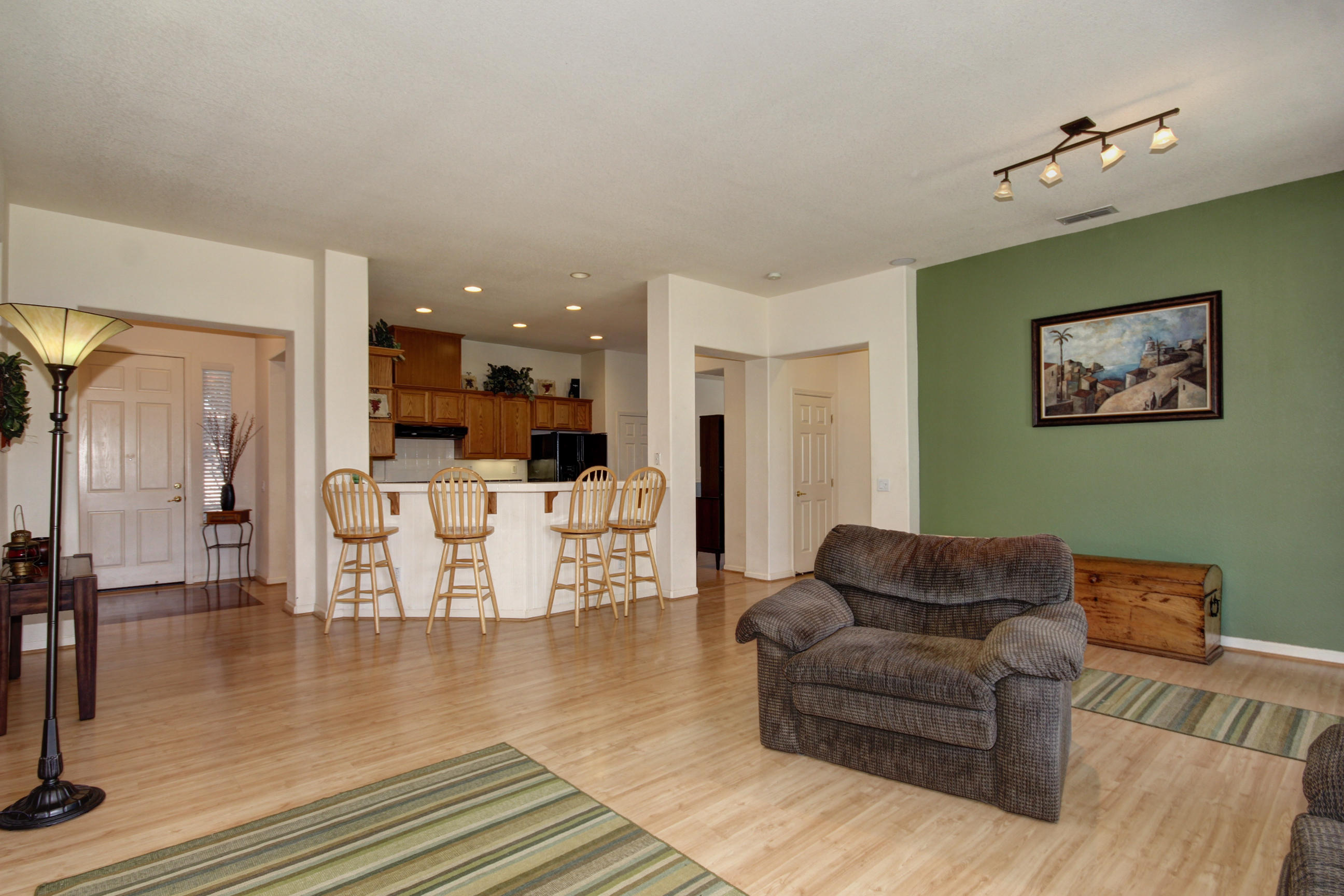 Dunnigan Realtors 4 Bedrooms, Single Family Home, Sold Listings, Prairie Dunes Way, 2 Bathrooms, Listing ID 1084, Sacramento, Sacramento, California, United States, 95829,