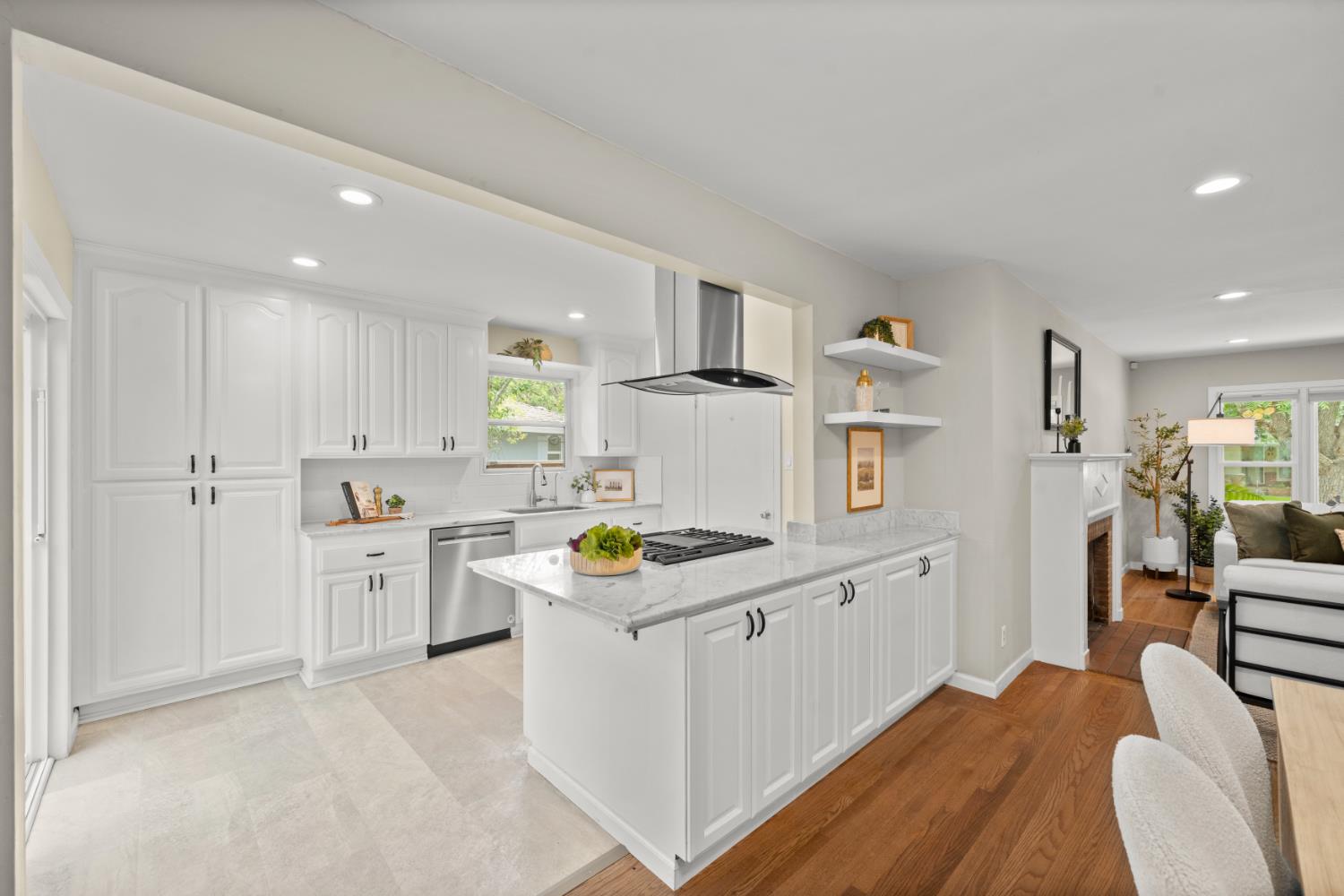 Active, 3 Bedrooms, 2 Bathrooms, Single Family Home, East Sacramento & Vicinity, 36 Lupine Way, Sacramento, CA 95819-1920, Beth Christensen, Dunnigan Realtors, Top Agent Active, 3 Bedrooms, 2 Bathrooms, Single Family Home, East Sacramento & Vicinity, 36 Lupine Way, Sacramento, CA 95819-1920, Beth Christensen, Dunnigan Realtors, Top Agent