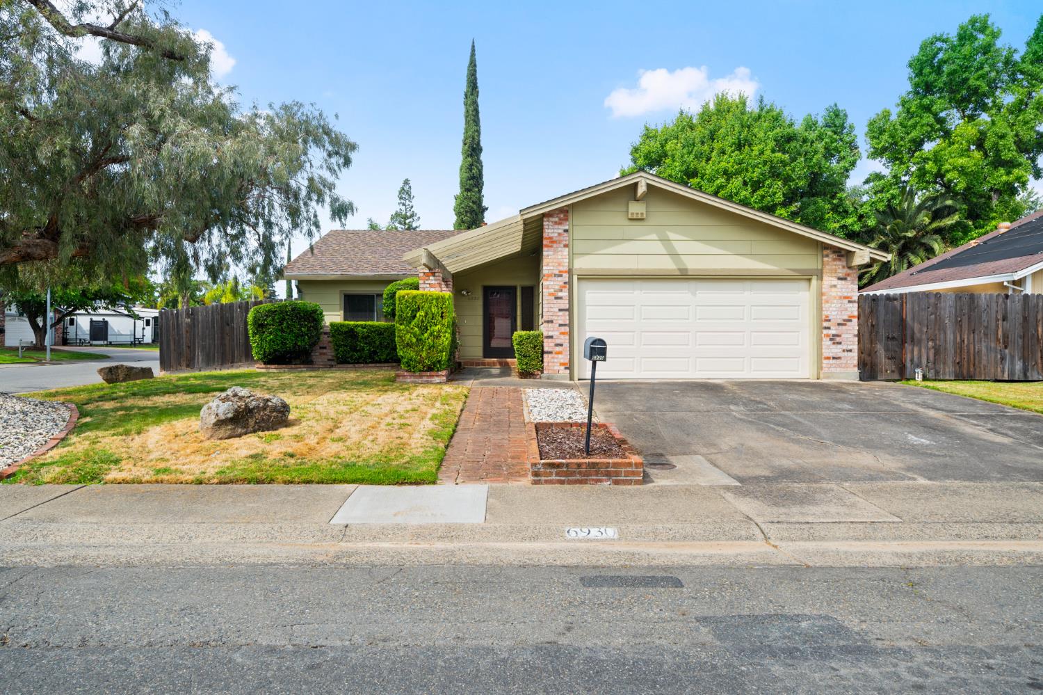 Sold, 3 Bedrooms, 2 Bathrooms, Single Family Home, Citrus Heights, 6930 Cobblestone Way, Citrus Heights, CA 95621-2831, Beth Christensen, Dunnigan Realtors, Top Agent Sold, 3 Bedrooms, 2 Bathrooms, Single Family Home, Citrus Heights, 6930 Cobblestone Way, Citrus Heights, CA 95621-2831, Beth Christensen, Dunnigan Realtors, Top Agent