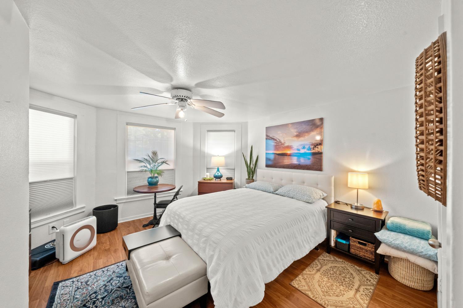Active, 4 Bedrooms, 4 Bathrooms, Single Family Home, Sacramento Downtown/Midtown, 2706 F St, Sacramento, CA 95816-3716, Beth Christensen, Dunnigan Realtors, Top Agent