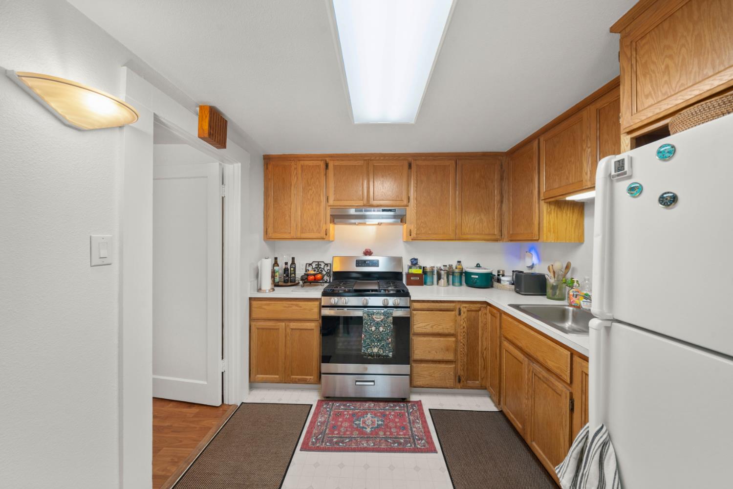Active, 4 Bedrooms, 4 Bathrooms, Single Family Home, Sacramento Downtown/Midtown, 2706 F St, Sacramento, CA 95816-3716, Beth Christensen, Dunnigan Realtors, Top Agent