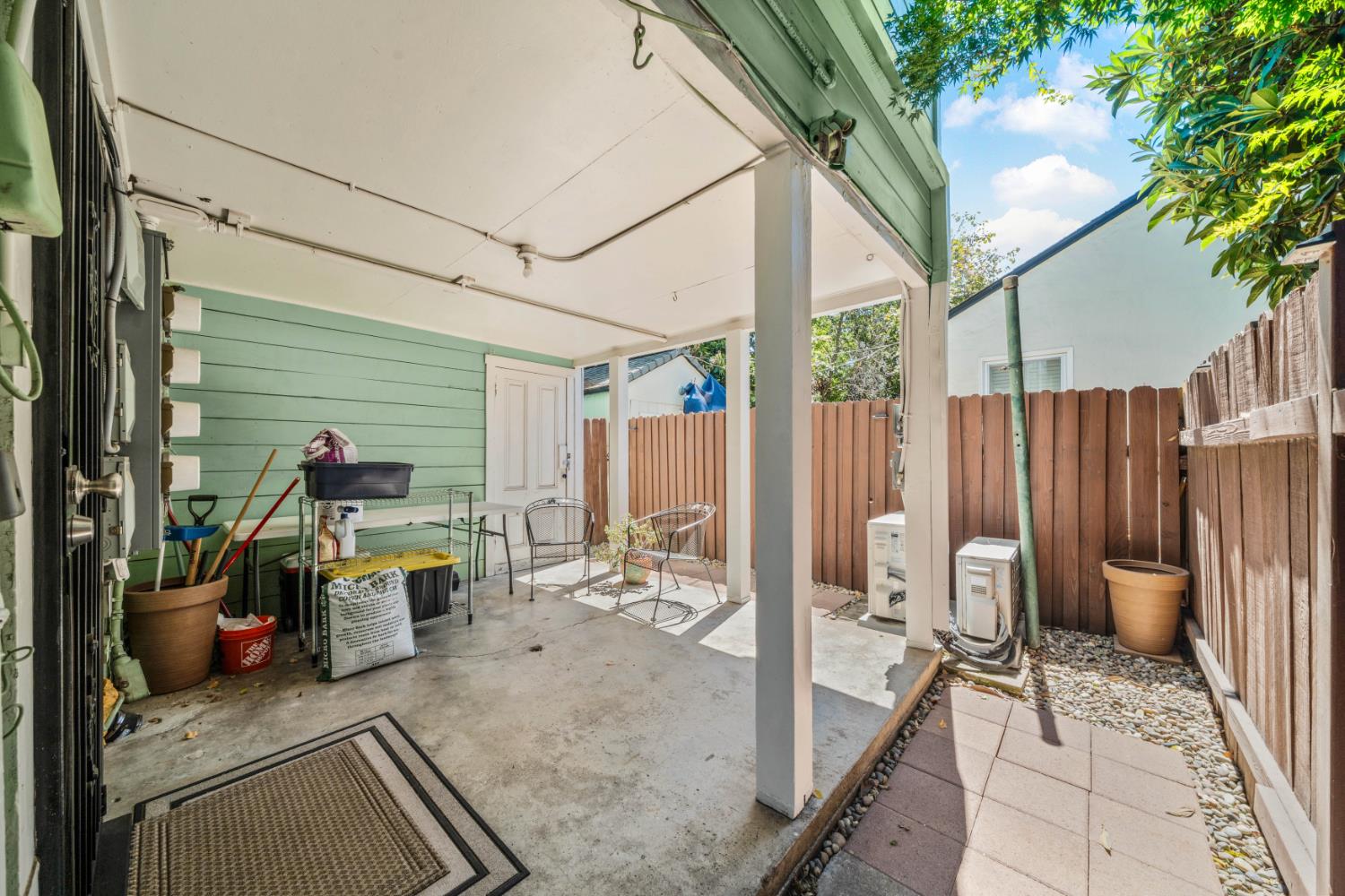 Active, 4 Bedrooms, 4 Bathrooms, Single Family Home, Sacramento Downtown/Midtown, 2706 F St, Sacramento, CA 95816-3716, Beth Christensen, Dunnigan Realtors, Top Agent