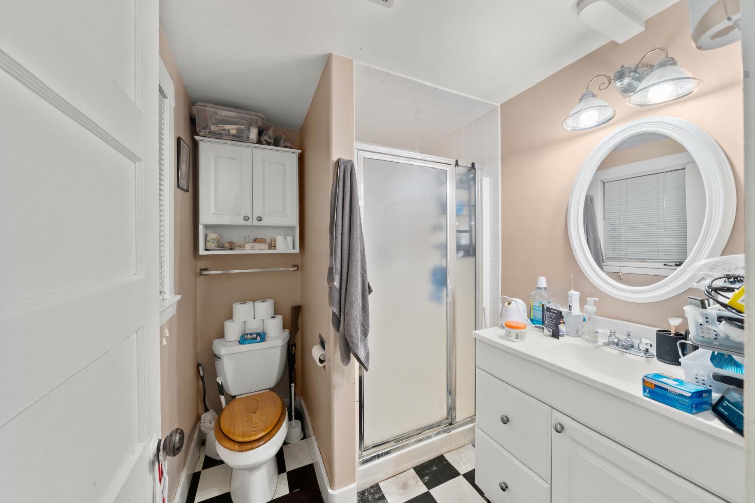 Active, 4 Bedrooms, 4 Bathrooms, Single Family Home, Sacramento Downtown/Midtown, 2706 F St, Sacramento, CA 95816-3716, Beth Christensen, Dunnigan Realtors, Top Agent