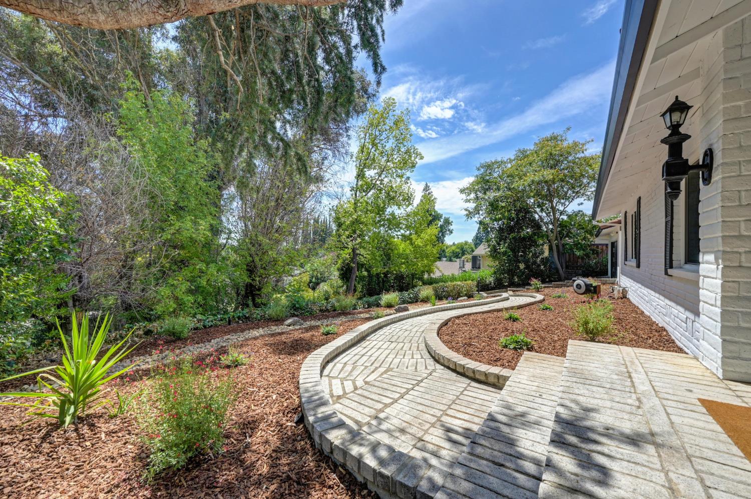 Pending, 4 Bedrooms, 3 Bathrooms, Single Family Home, Sacto Arden/Arcade Creek/Vicinity, 832 Piccadilly Cir, Sacramento, CA 95864-6123, Beth Christensen, Dunnigan Realtors, Top Agent