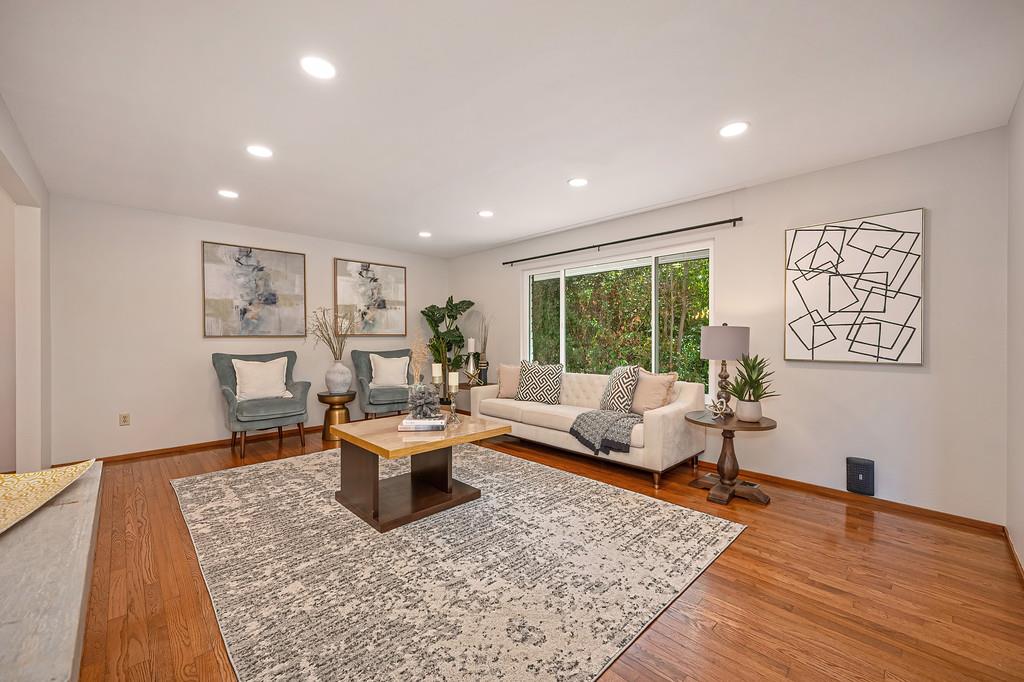 Pending, 4 Bedrooms, 3 Bathrooms, Single Family Home, Sacto Arden/Arcade Creek/Vicinity, 832 Piccadilly Cir, Sacramento, CA 95864-6123, Beth Christensen, Dunnigan Realtors, Top Agent